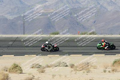 media/Oct-30-2025-Racers Edge (Thu) [[dabbdaf680]]/3-B Group/Session 2 (Bowl Exit)/